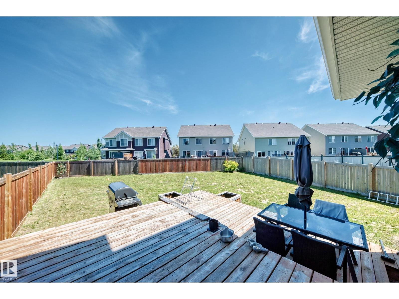 2305 68 ST SW - 43