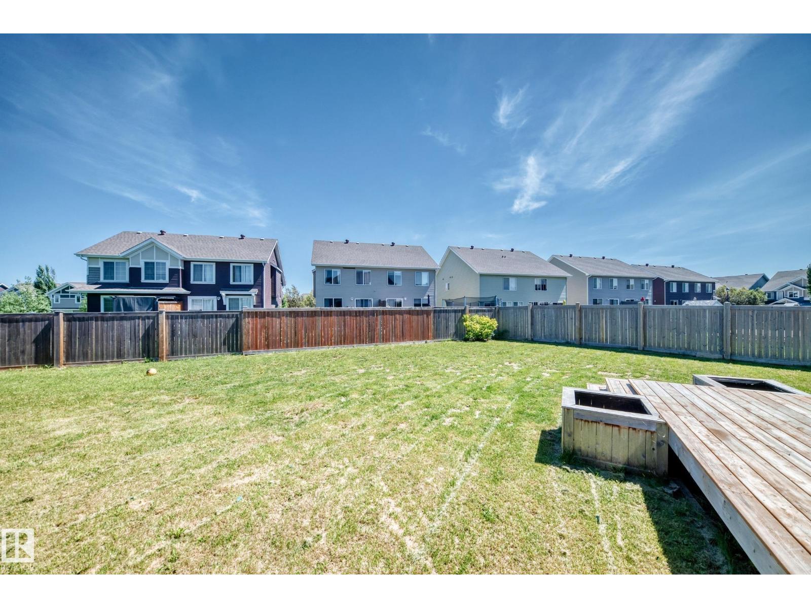 2305 68 ST SW - 44