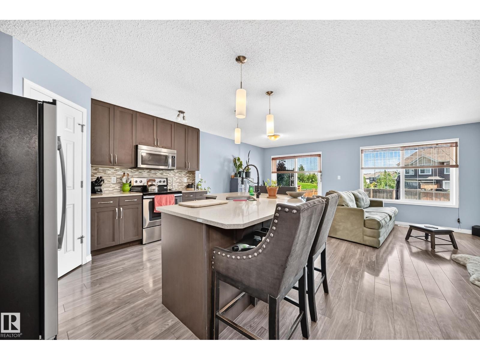 2305 68 ST SW - 5