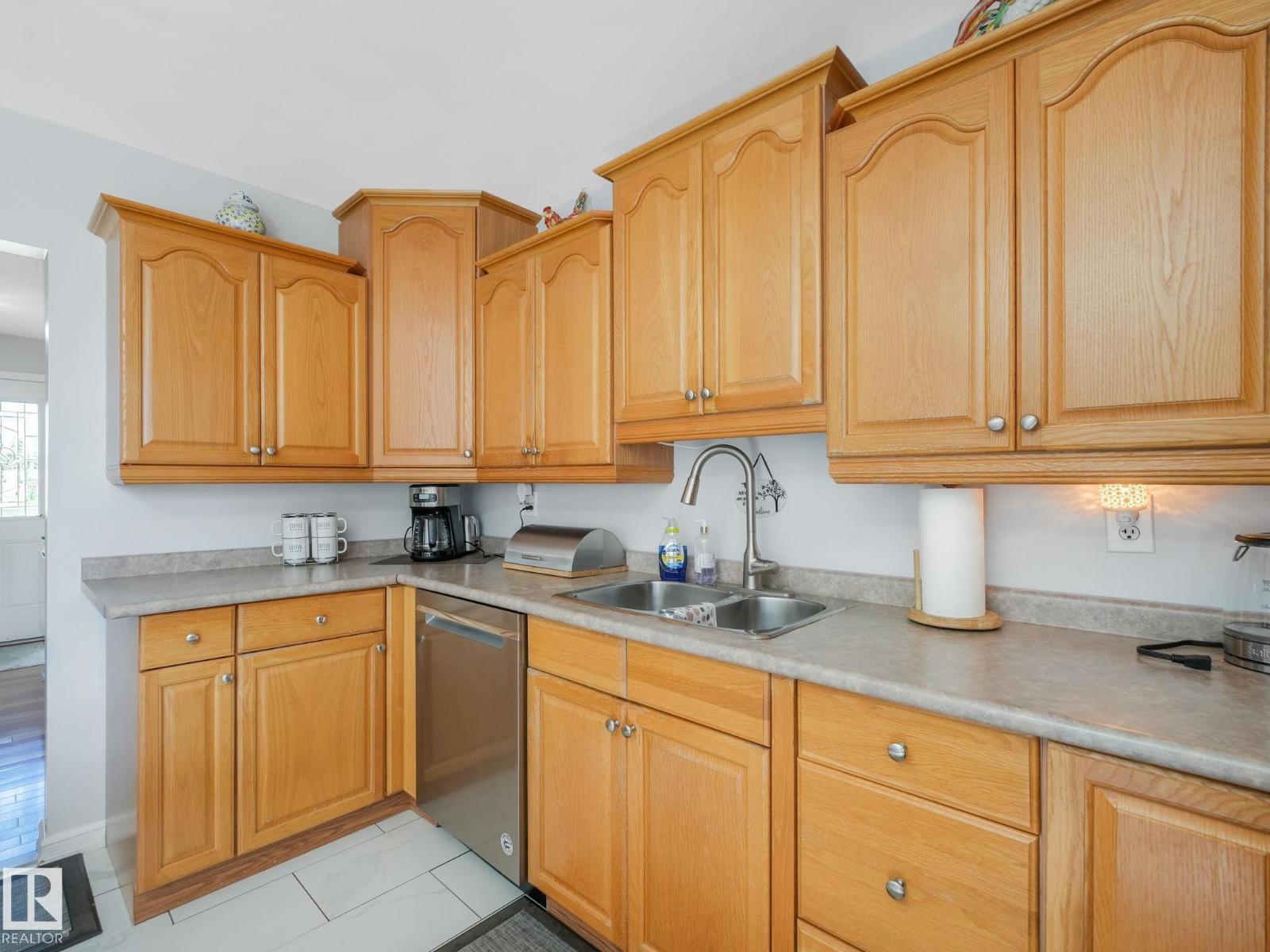 10527 134A AV NW - 17