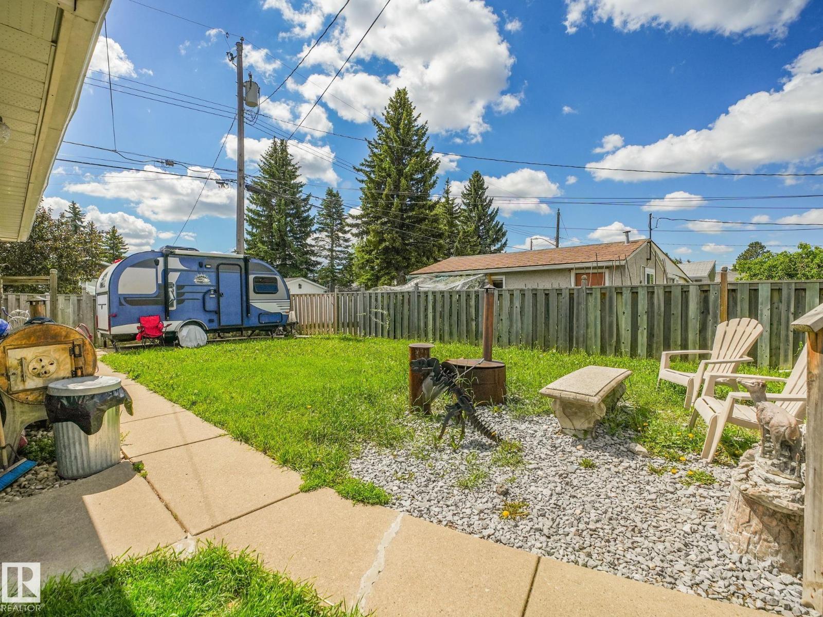 10527 134A AV NW - 50