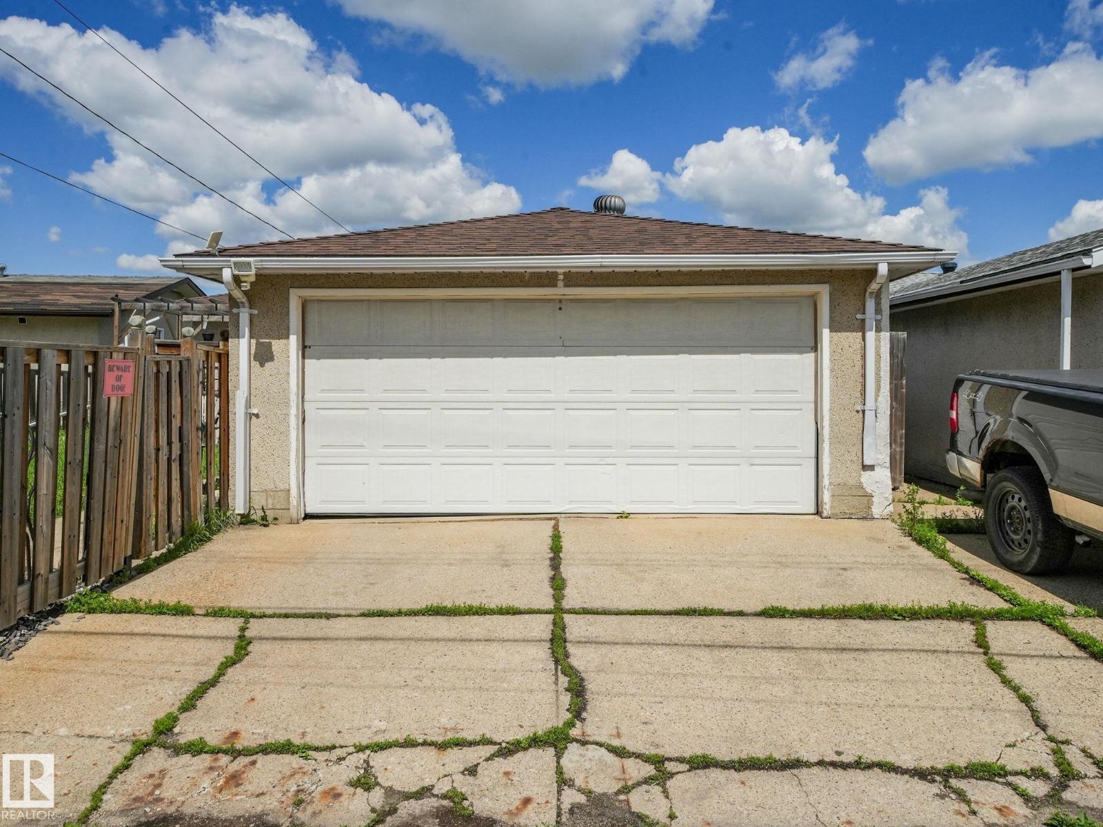 10527 134A AV NW - 56