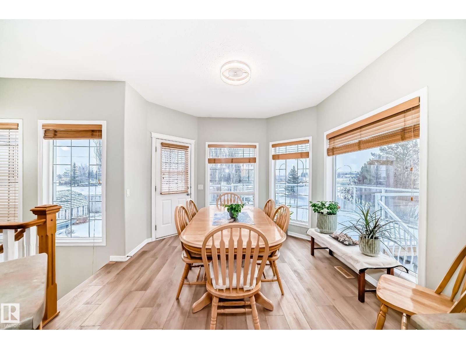 576 GLENWRIGHT CR NW - 20