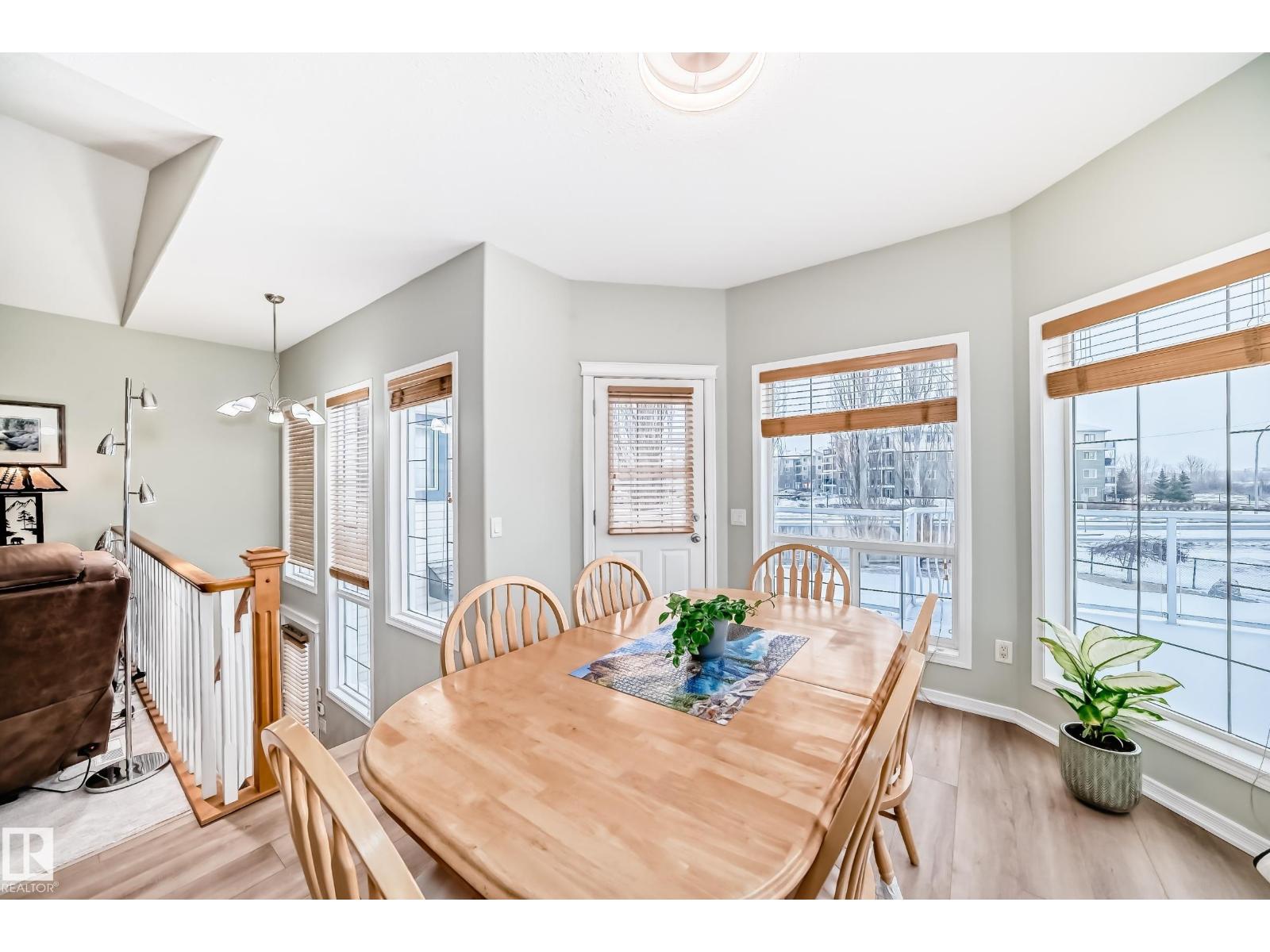 576 GLENWRIGHT CR NW - 21