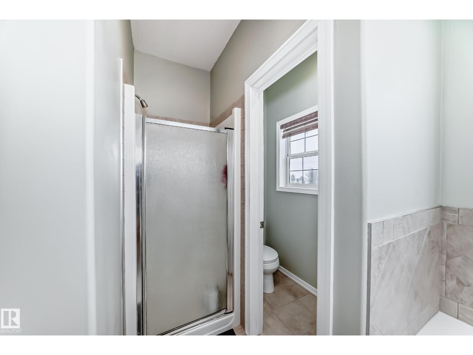 576 GLENWRIGHT CR NW - 28