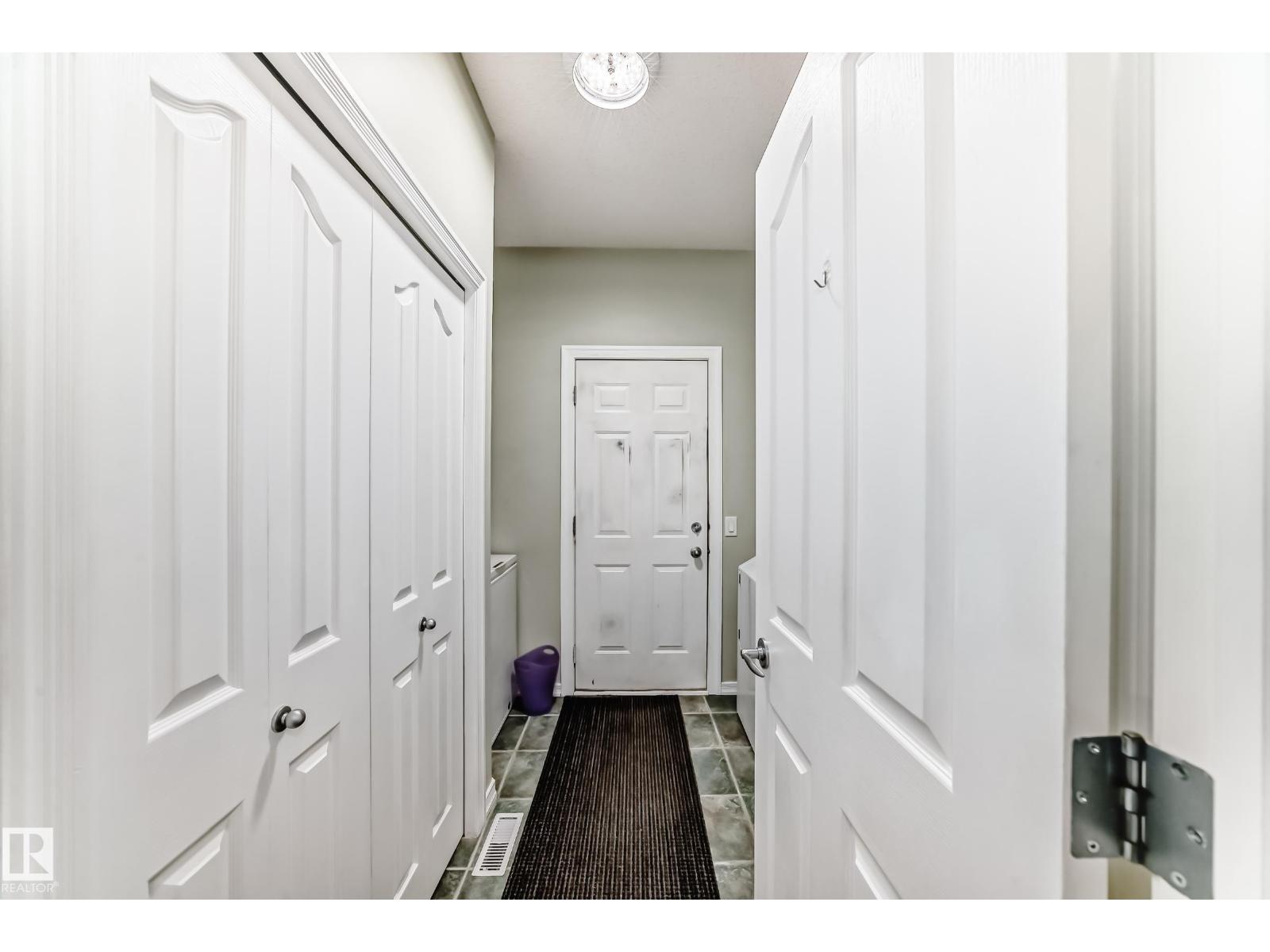 576 GLENWRIGHT CR NW - 33