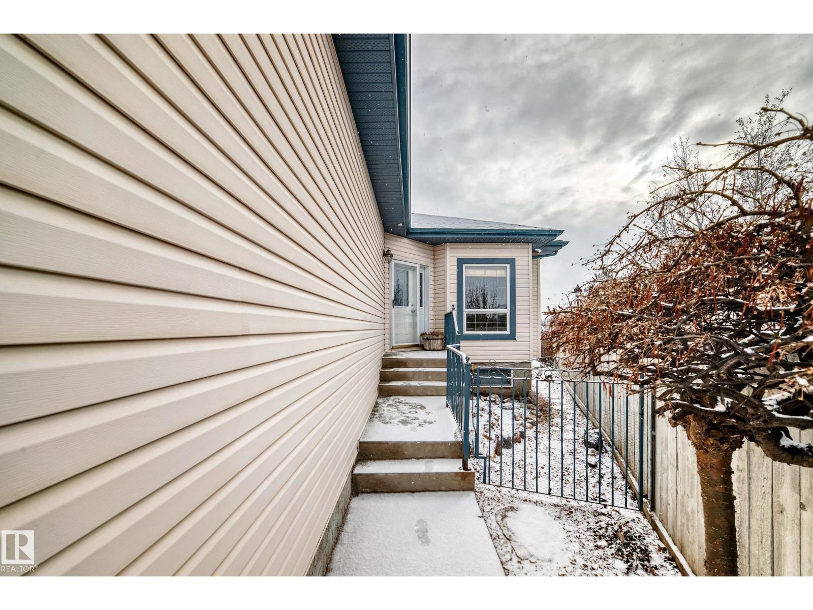 576 GLENWRIGHT CR NW - 4
