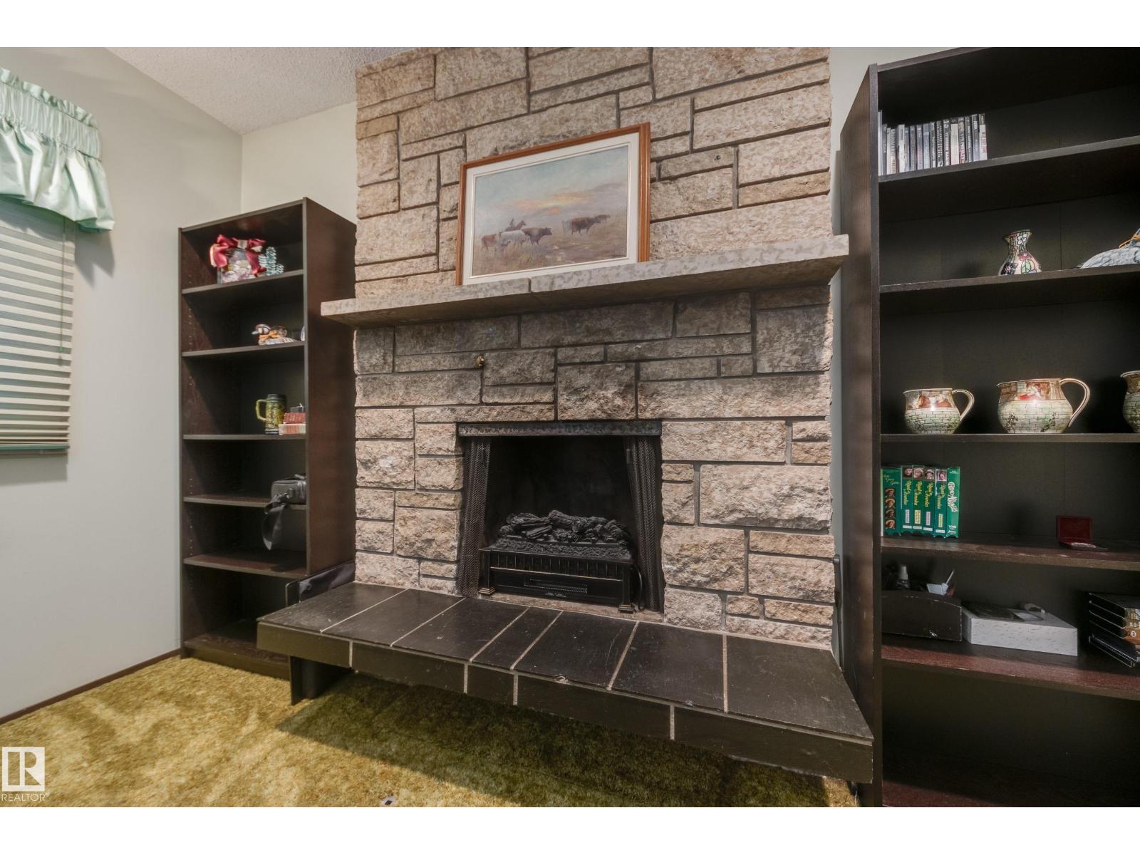 18508 92 AV NW — photo 11