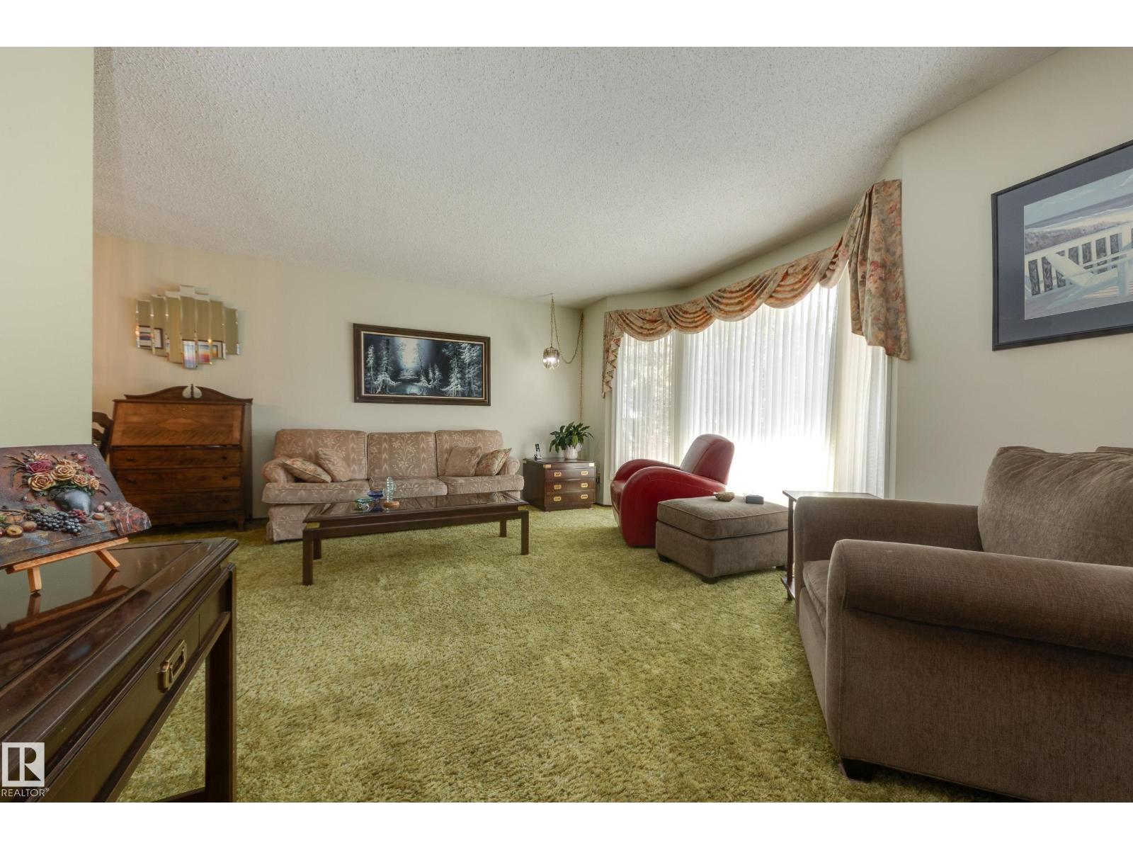 18508 92 AV NW - photo 4