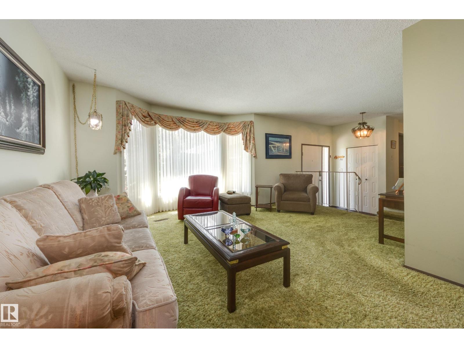18508 92 AV NW — photo 7