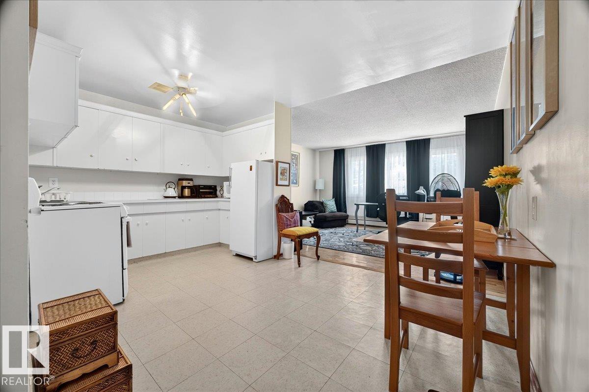 #33 10230 122 ST NW - 12
