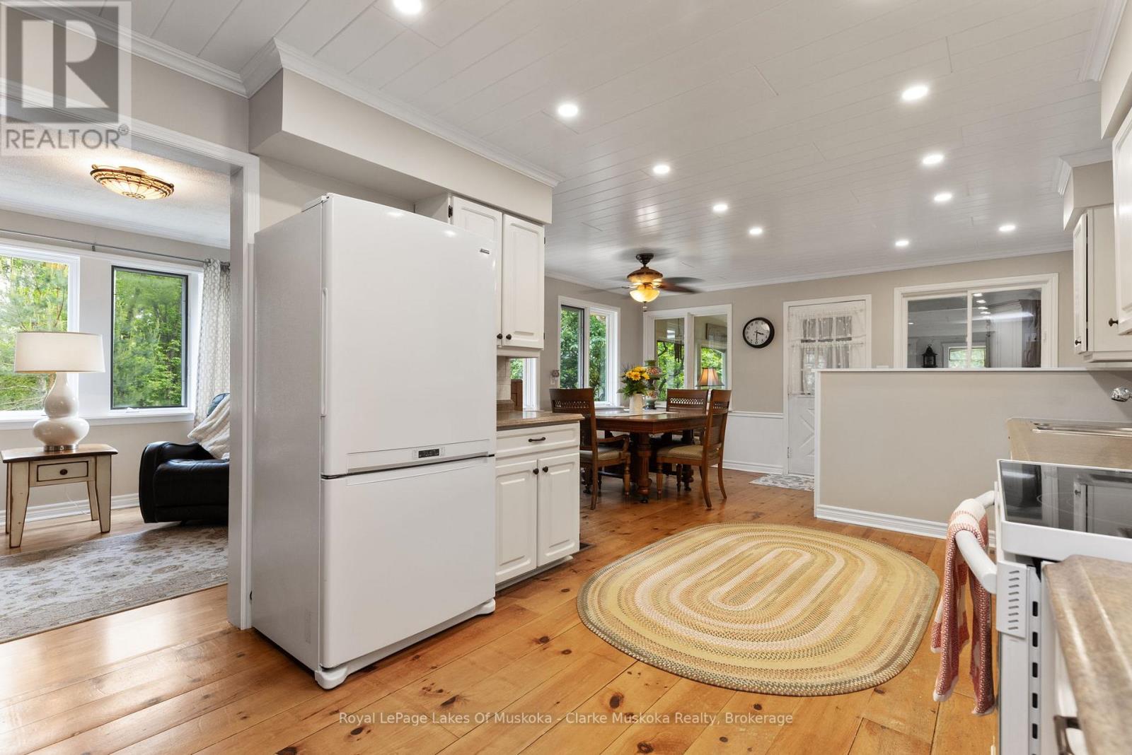 43 MAPLE ST - 21