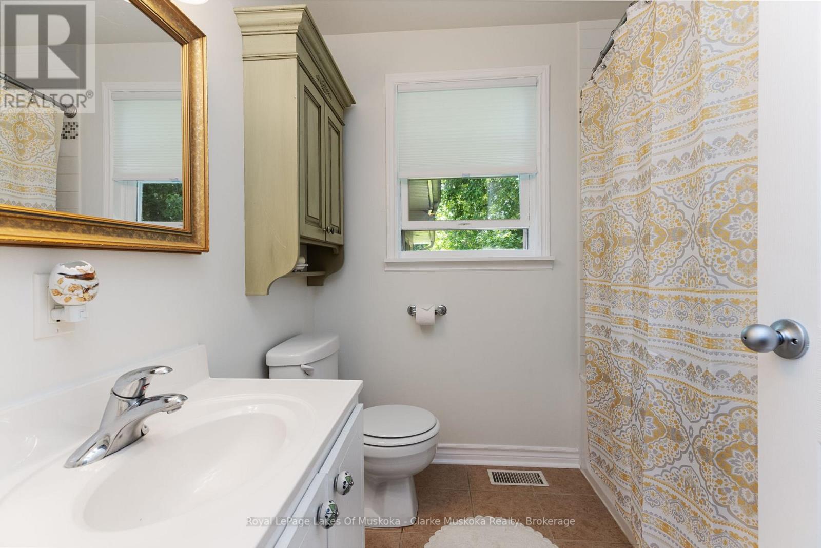 43 MAPLE ST - 31