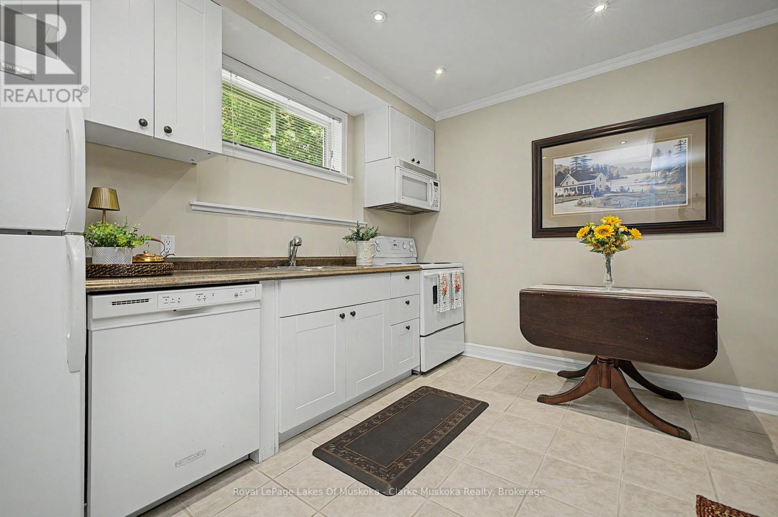 43 MAPLE ST - 34