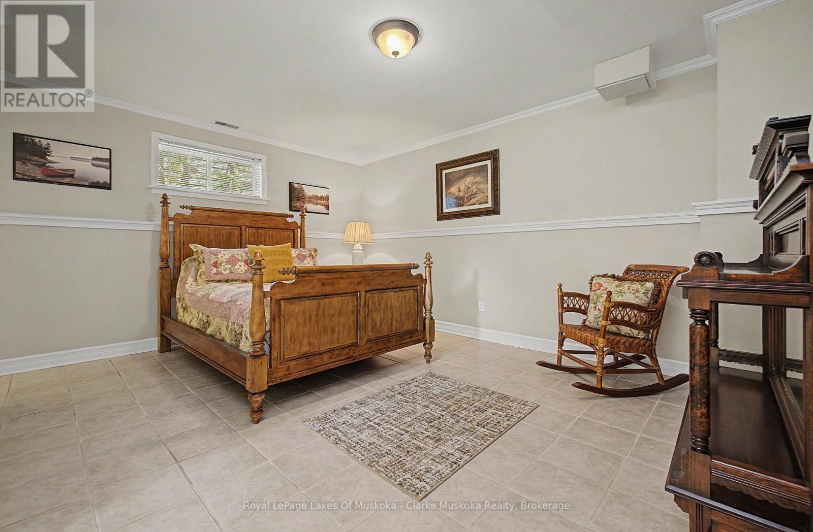 43 MAPLE ST - 38