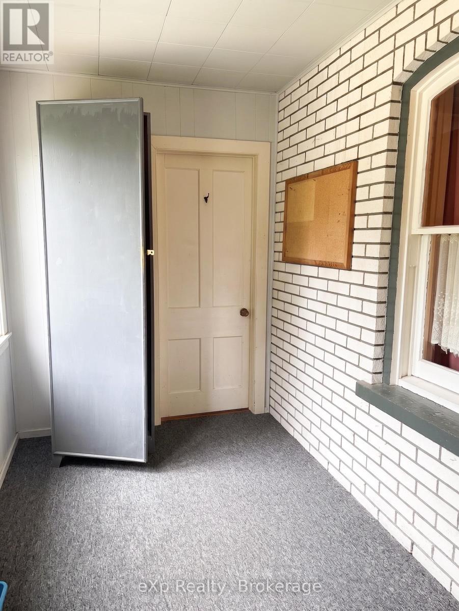 159 JACKSON STREET W - 8