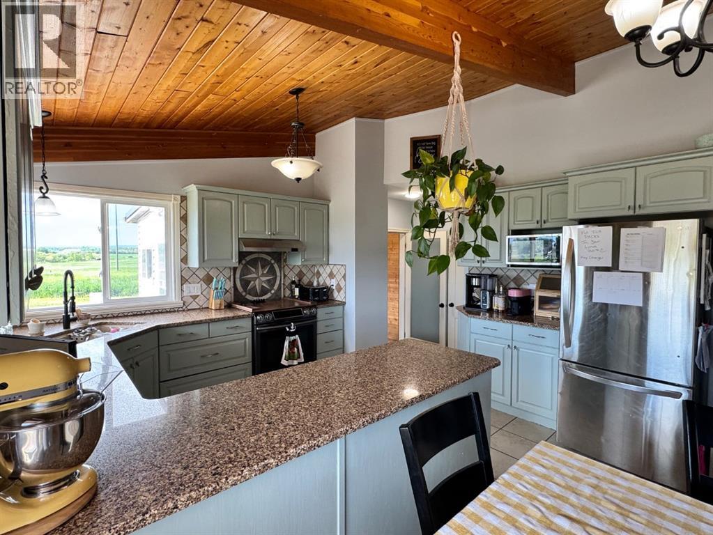 32063A 742 Township — photo 10