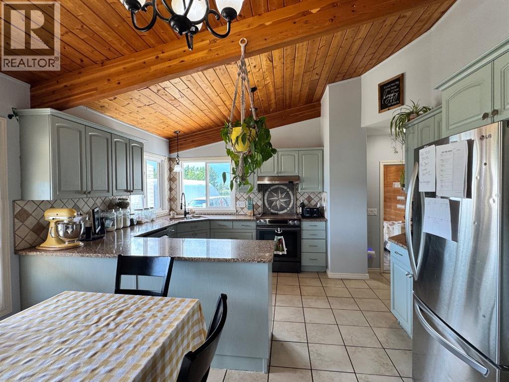 32063A 742 Township — photo 12