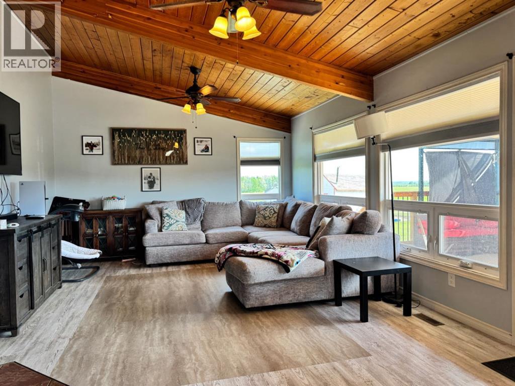 32063A 742 Township — photo 17