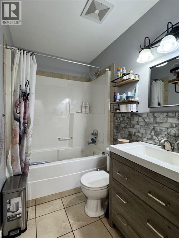 32063A 742 Township — photo 25