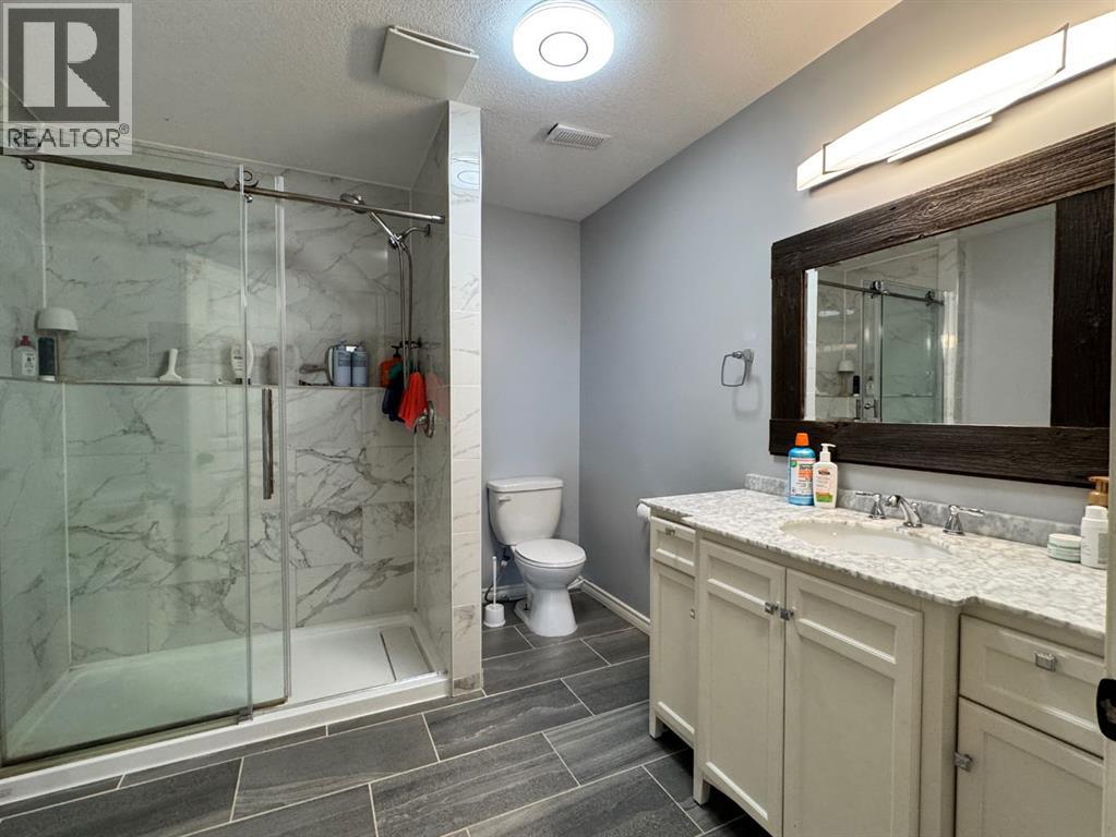 32063A 742 Township — photo 34