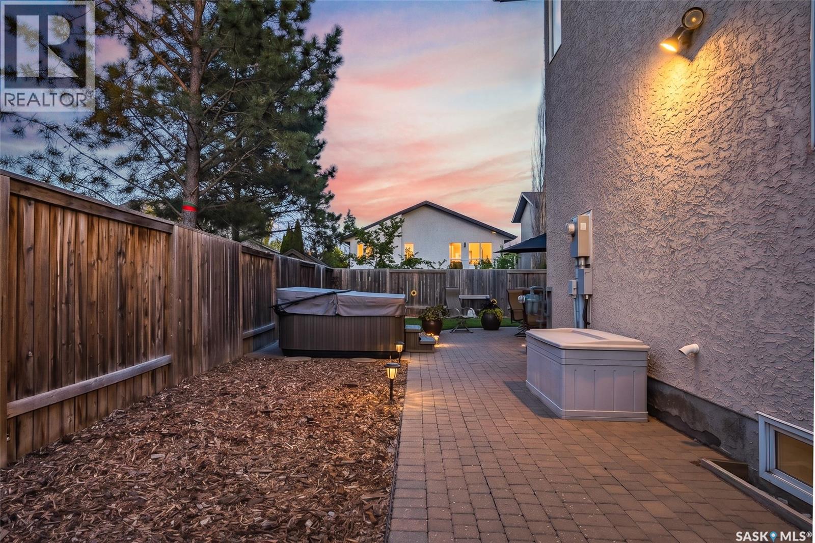 231 Brookshire CRESCENT — photo 51