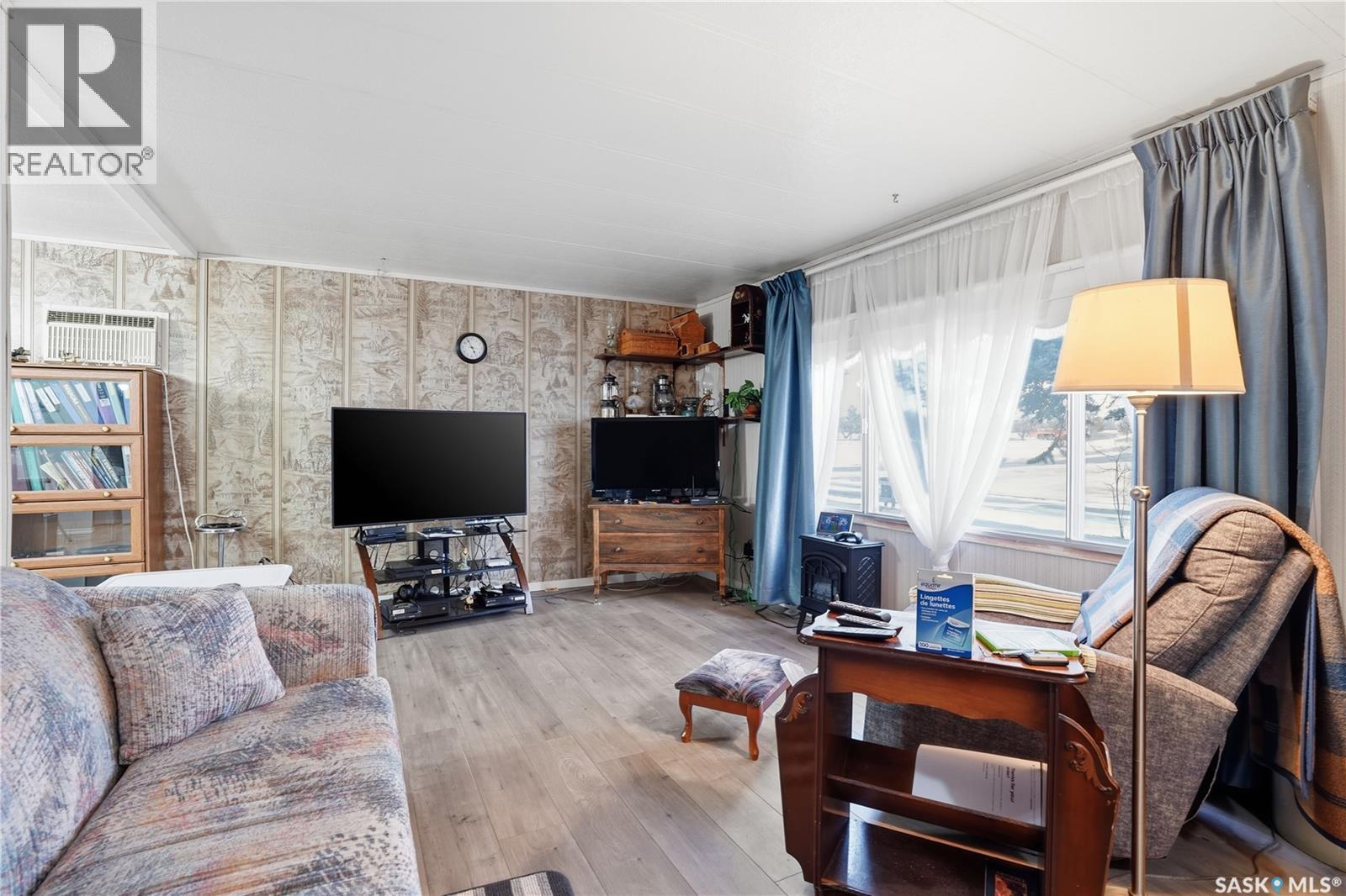 514 McKenzie STREET - 19