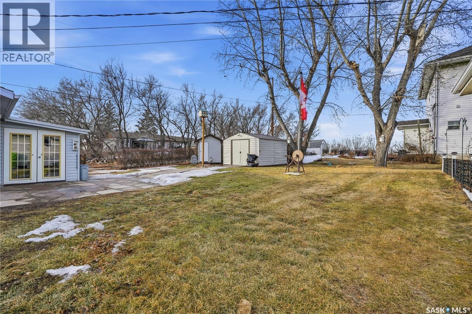 514 McKenzie STREET - 33