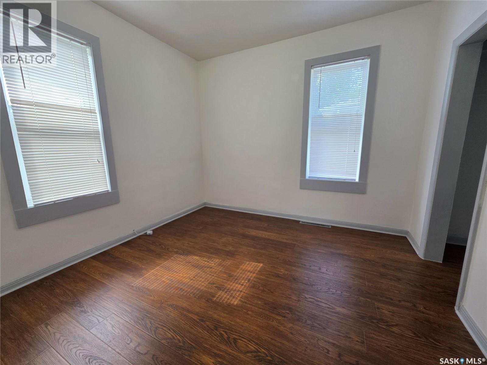 226 9th AVENUE NE — photo 14