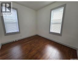 Bedroom - 226 9th Avenue Ne, Swift Current, SK S9H2S1 Photo 11