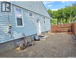 226 9th Avenue Ne, Swift Current, SK S9H2S1 Photo 30