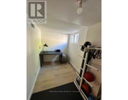 Lower - 115 Northcliffe Boulevard, Toronto, ON M6E3K5 Photo 10
