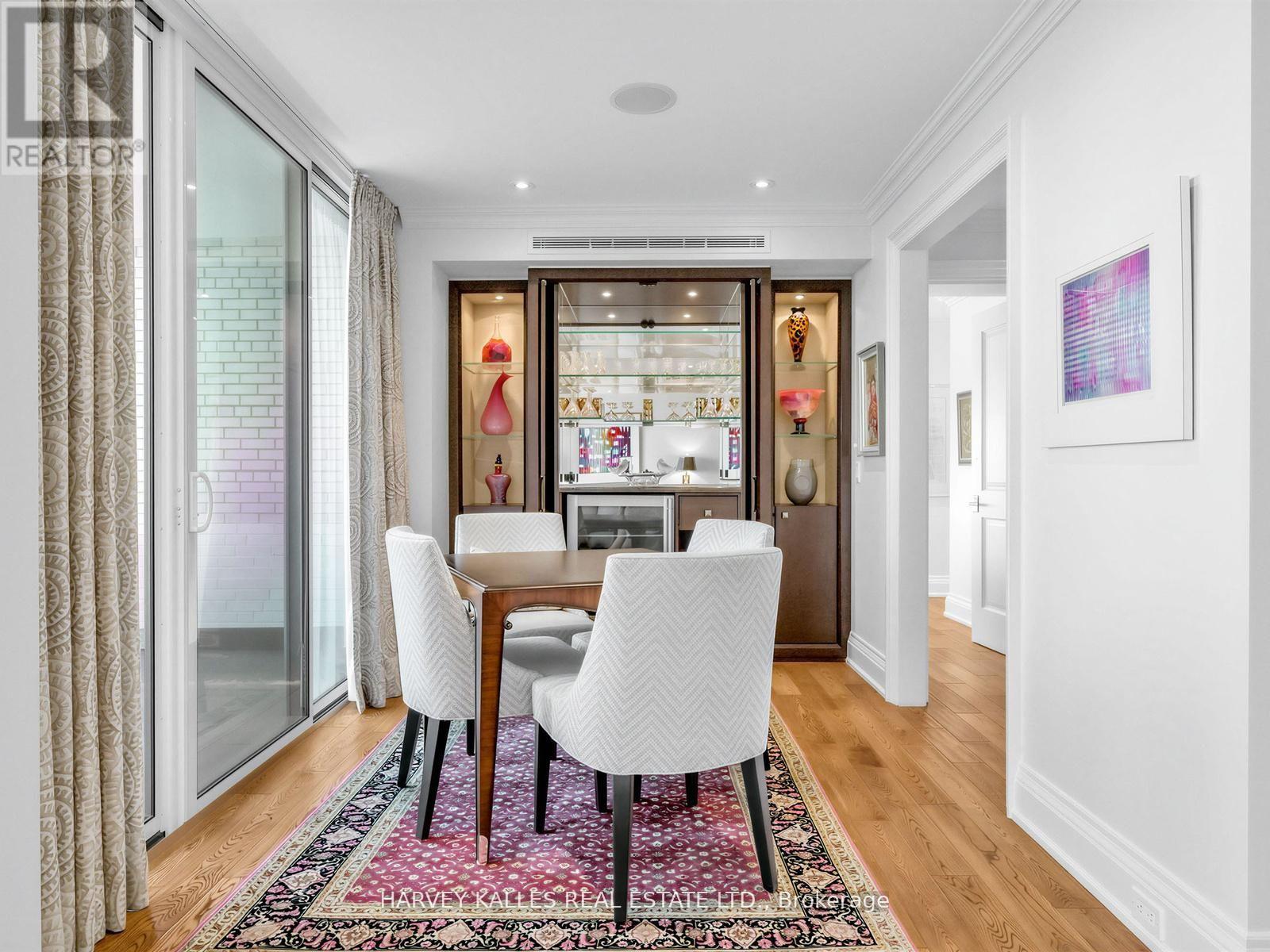 #1201 500 AVENUE ROAD - 15