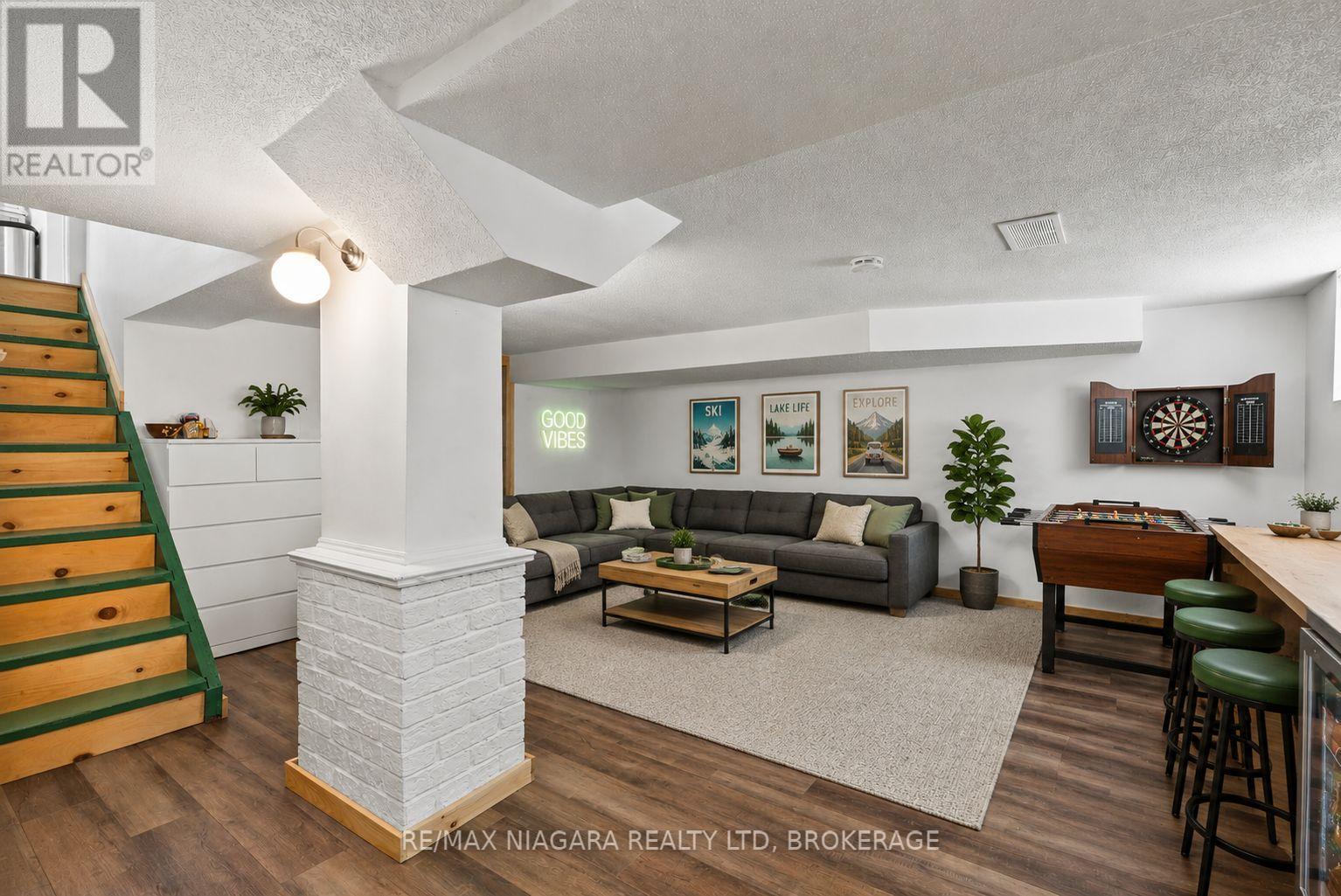 83 DEVON ROAD - 33