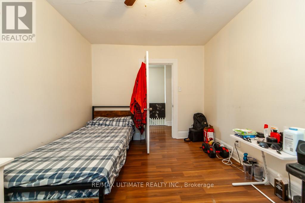 128 ELGIN STREET E - 24
