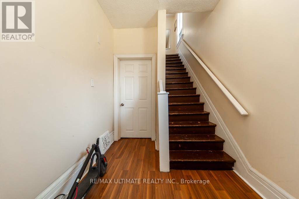 128 ELGIN STREET E - 26