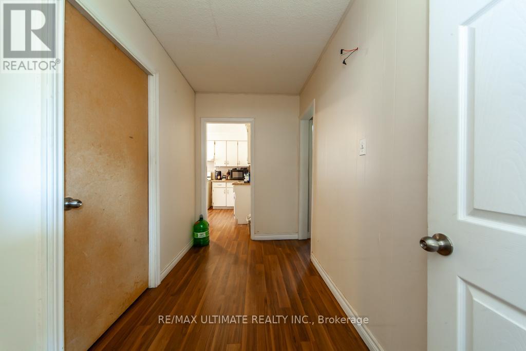 128 ELGIN STREET E - 28
