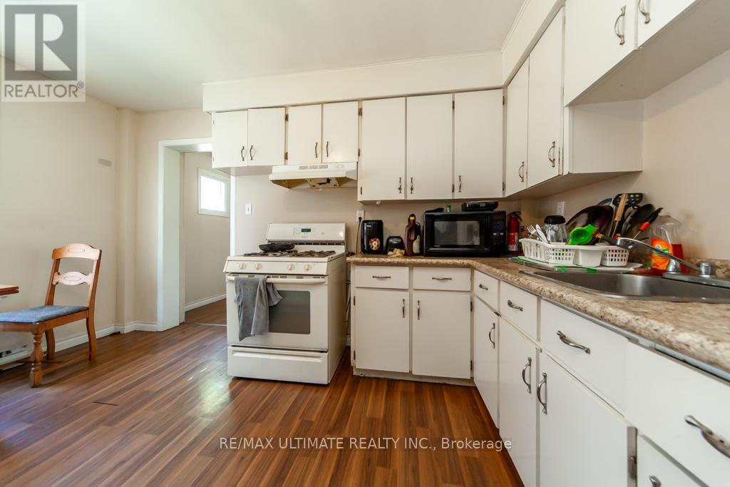 128 ELGIN STREET E - 30