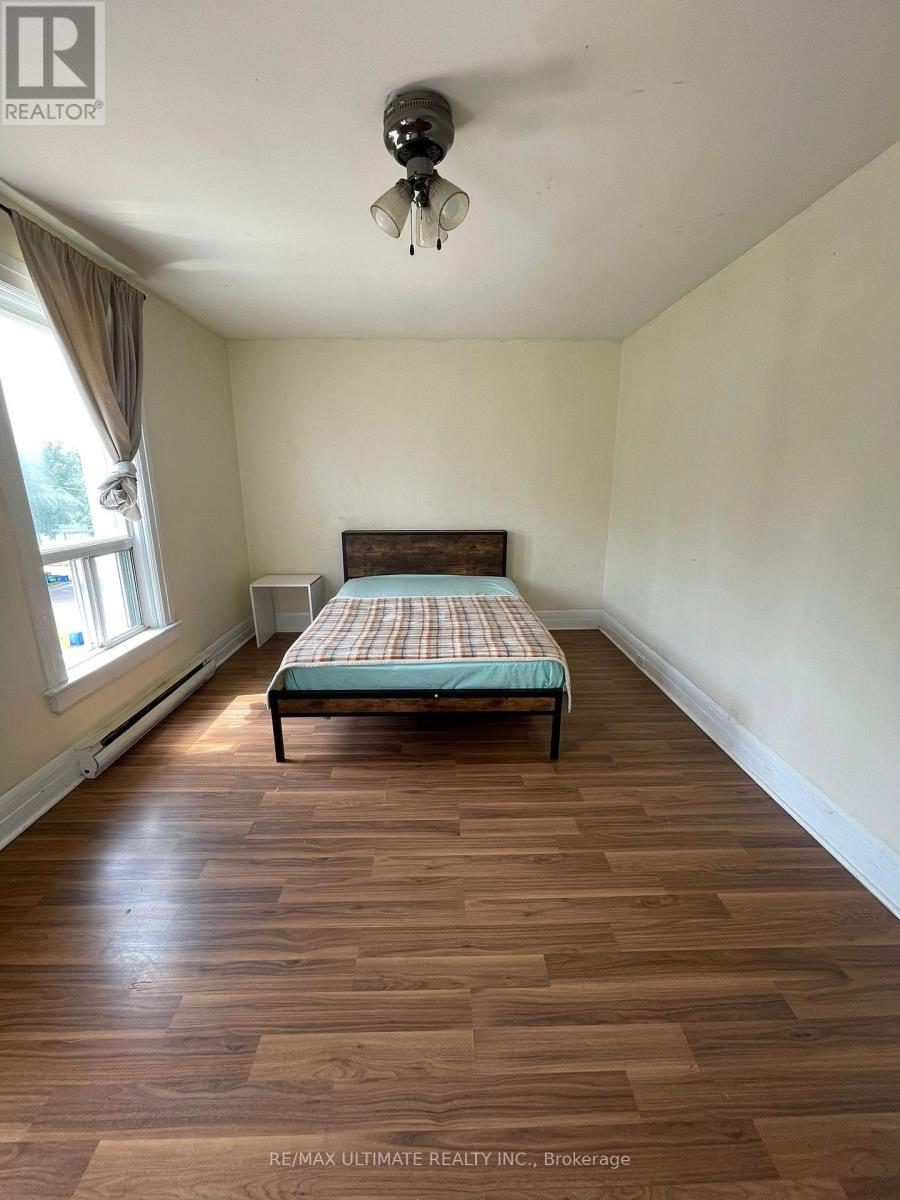 128 ELGIN STREET E - 41