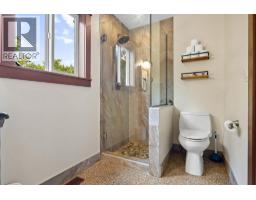 13707 Watson Drive, Coldstream, BC V1B1X7 Photo 38