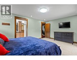 13707 Watson Drive, Coldstream, BC V1B1X7 Photo 48