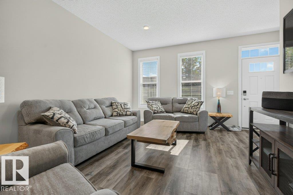 2116 Maple RD NW - 4