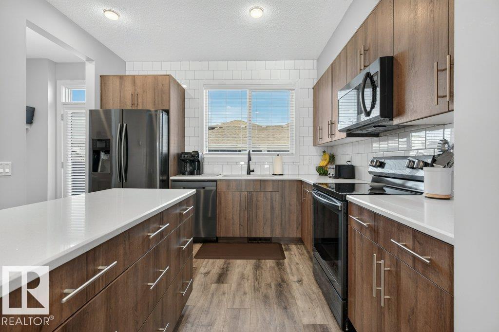 2116 Maple RD NW - 8