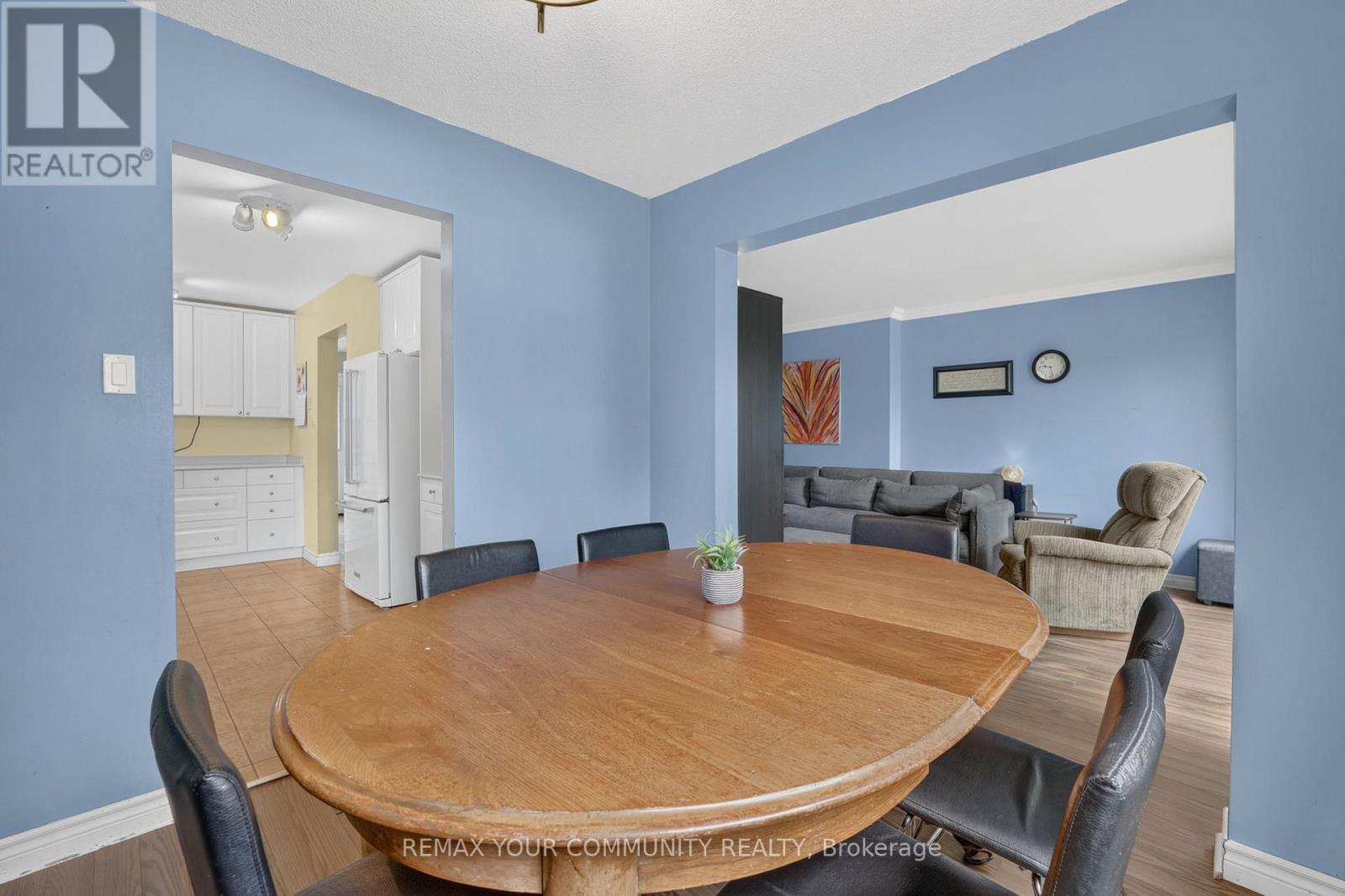 198 BRITANNIA AVENUE - 16
