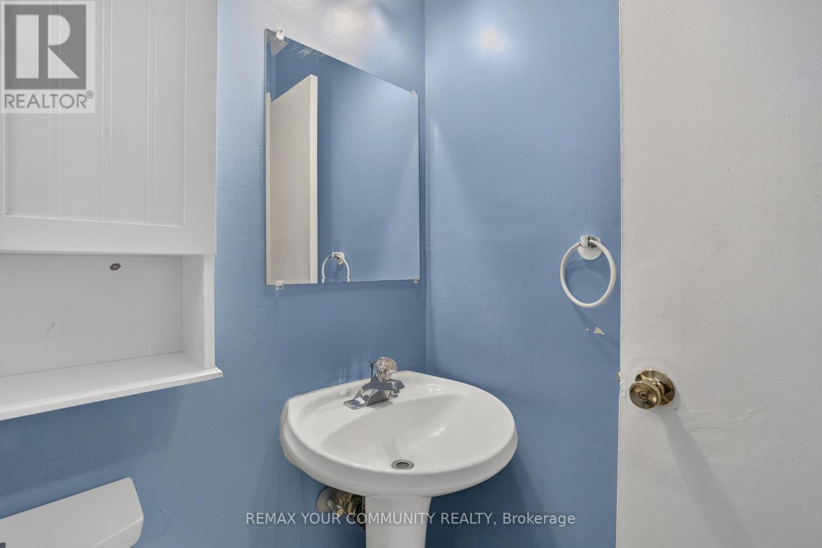 198 BRITANNIA AVENUE - 21