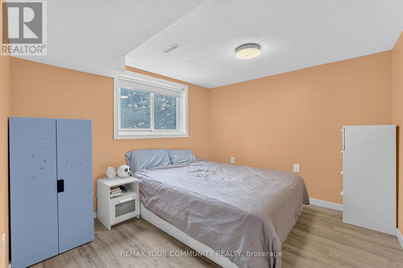 198 BRITANNIA AVENUE - 37