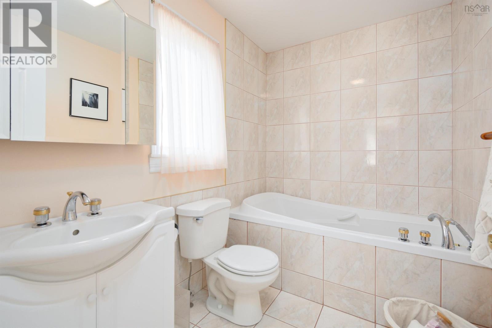 2641 West Bay Road - 23
