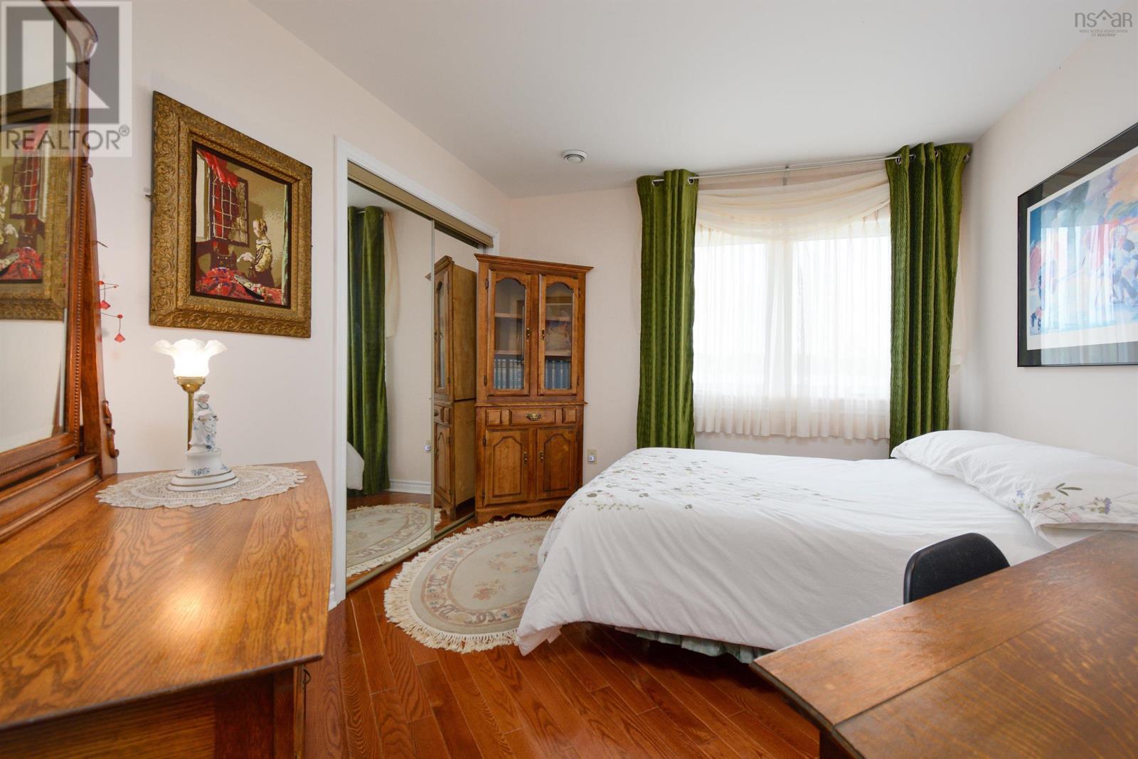 2641 West Bay Road - 27
