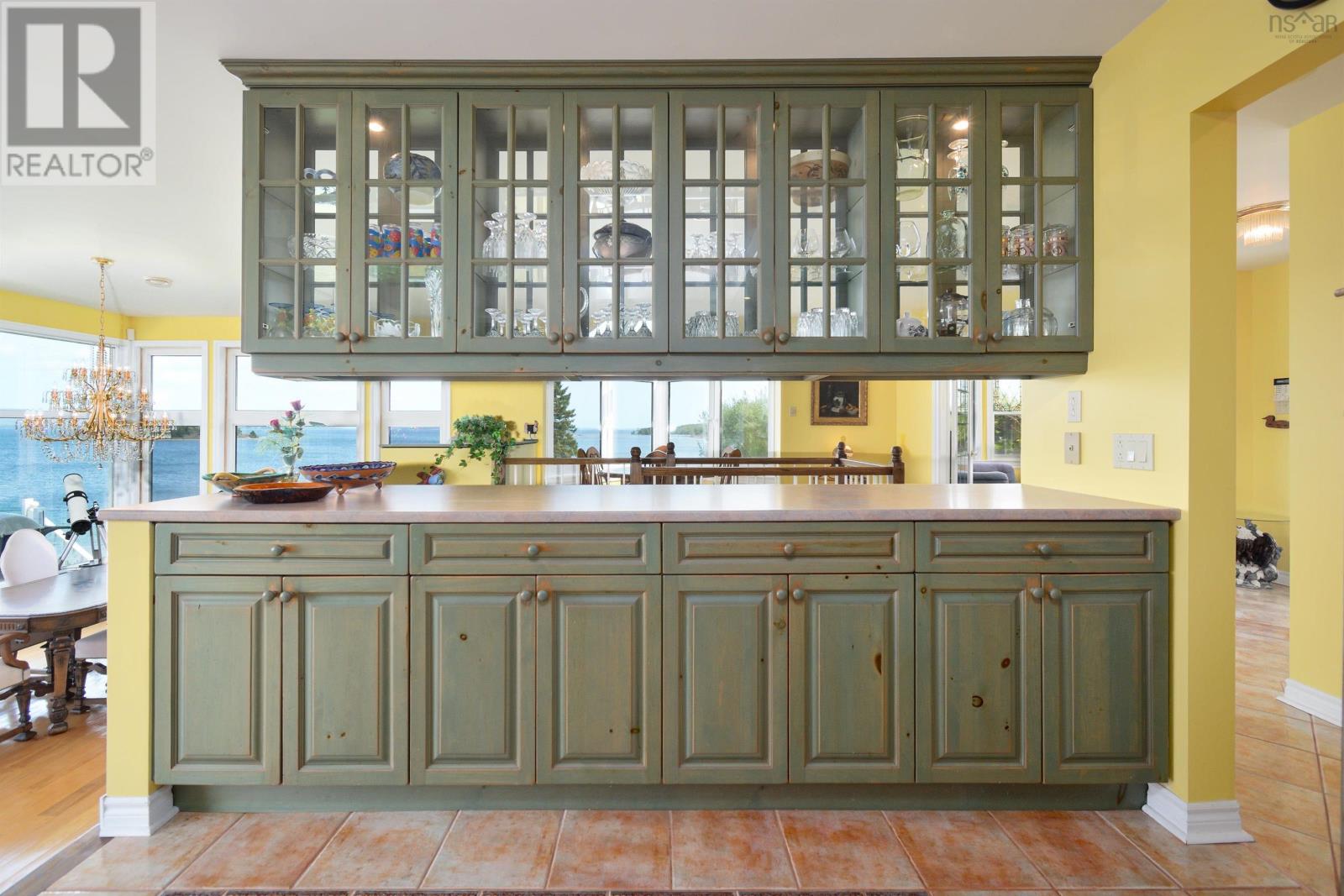 2641 West Bay Road - 15