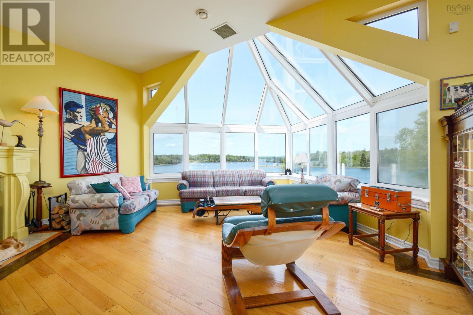 2641 West Bay Road - 17